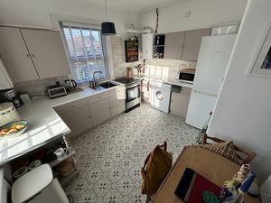 Photo 25- click for photo gallery